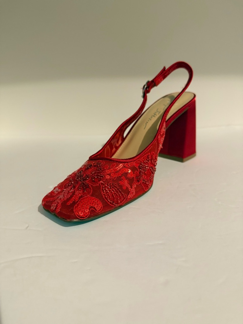 Betsey Johnson Red Embroidered Slingback Block Heel - Picture 5 of 11